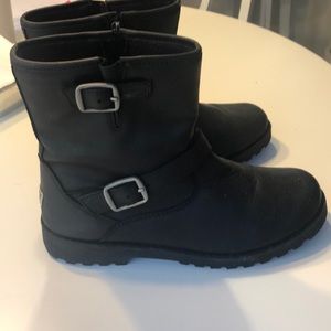 UGG waterproof bootie